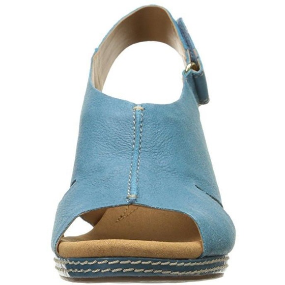 Clark’s Helio Float Wedge Sandals - Picture 5 of 9